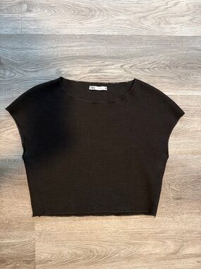 Zara Black Cropped Cap-Sleeve Knit Top